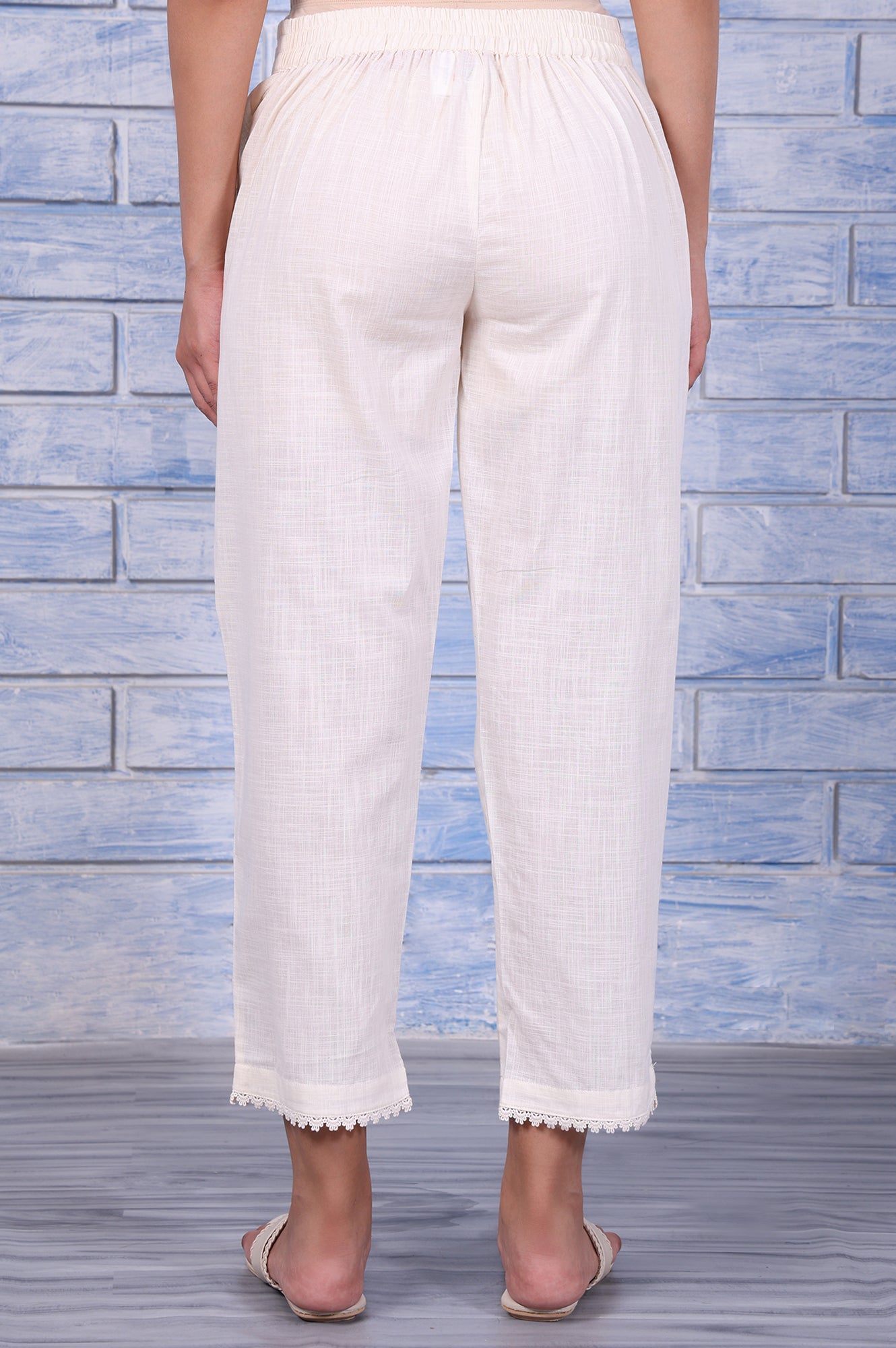Off White Lace Pure Cotton Mid Rise Ankle Length Straight Pant