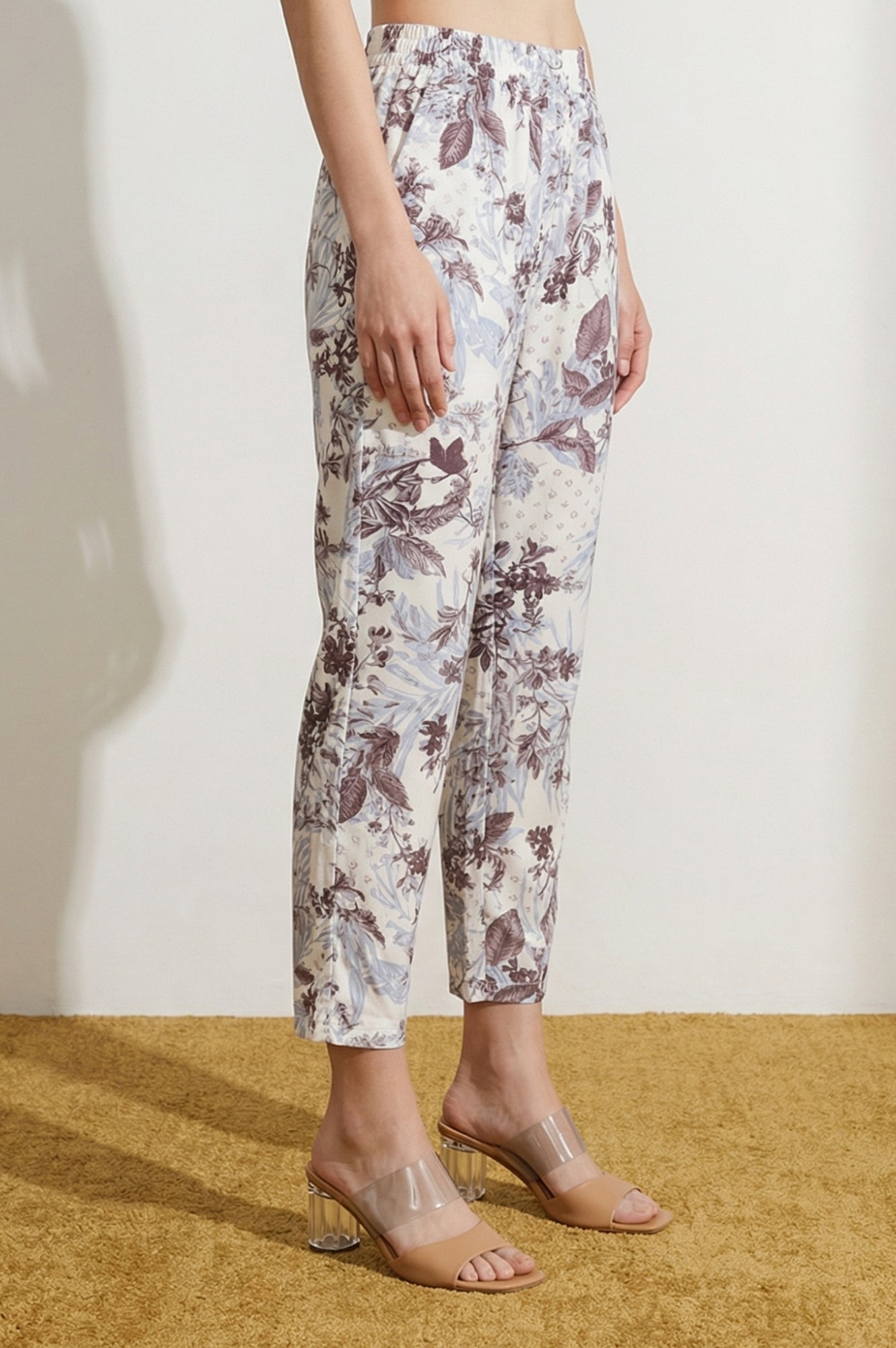 Off White Floral Printed Straight Fit Ankle Length Pants