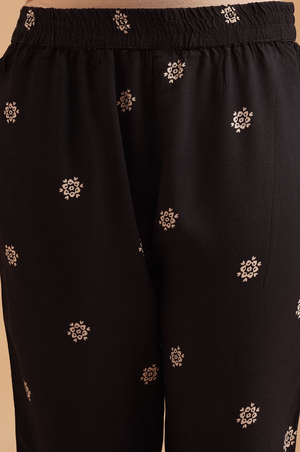 Black Floral Printed Rayon Straight Fit Ankle Length Mid Rise Pants