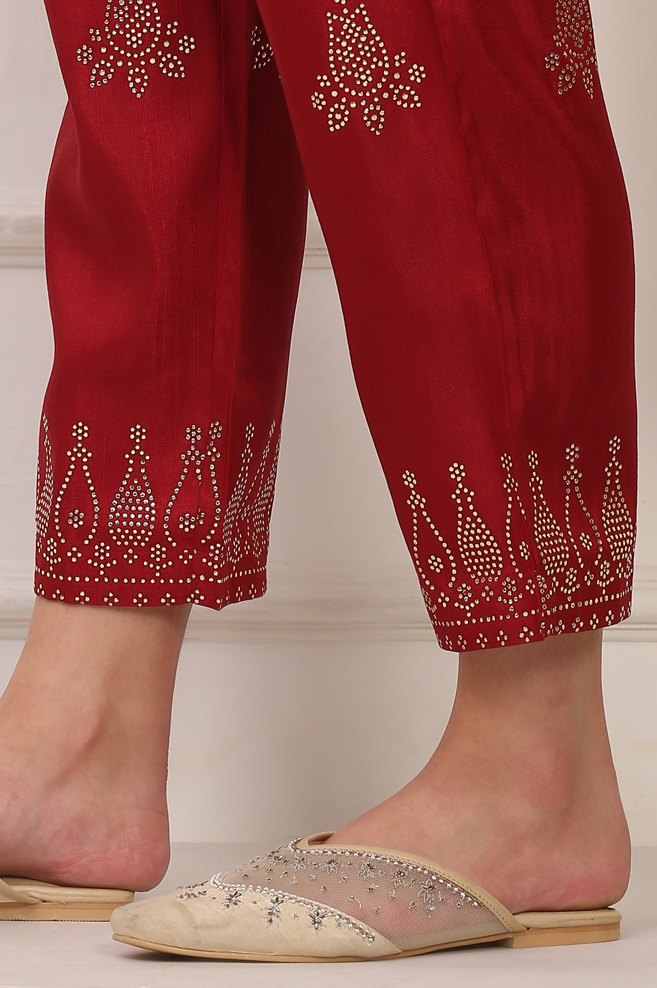 Red Mukaish Embellished Straight Kurta and Straight Pants Co-ord Set