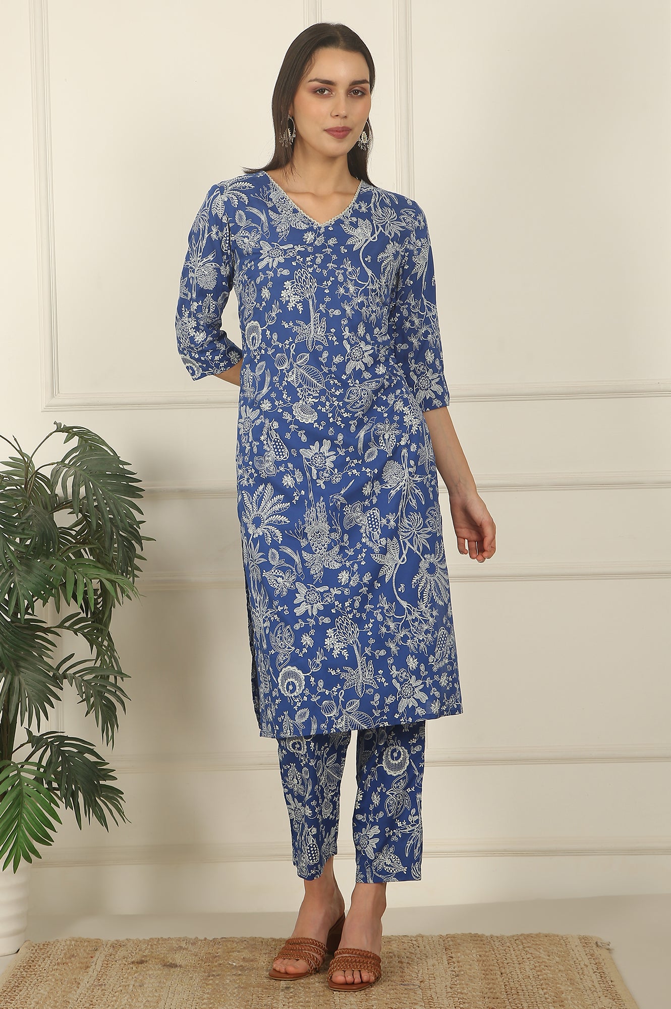 Blue Floral Printed Modal Straight Kurta and Pants Co-ord Set
