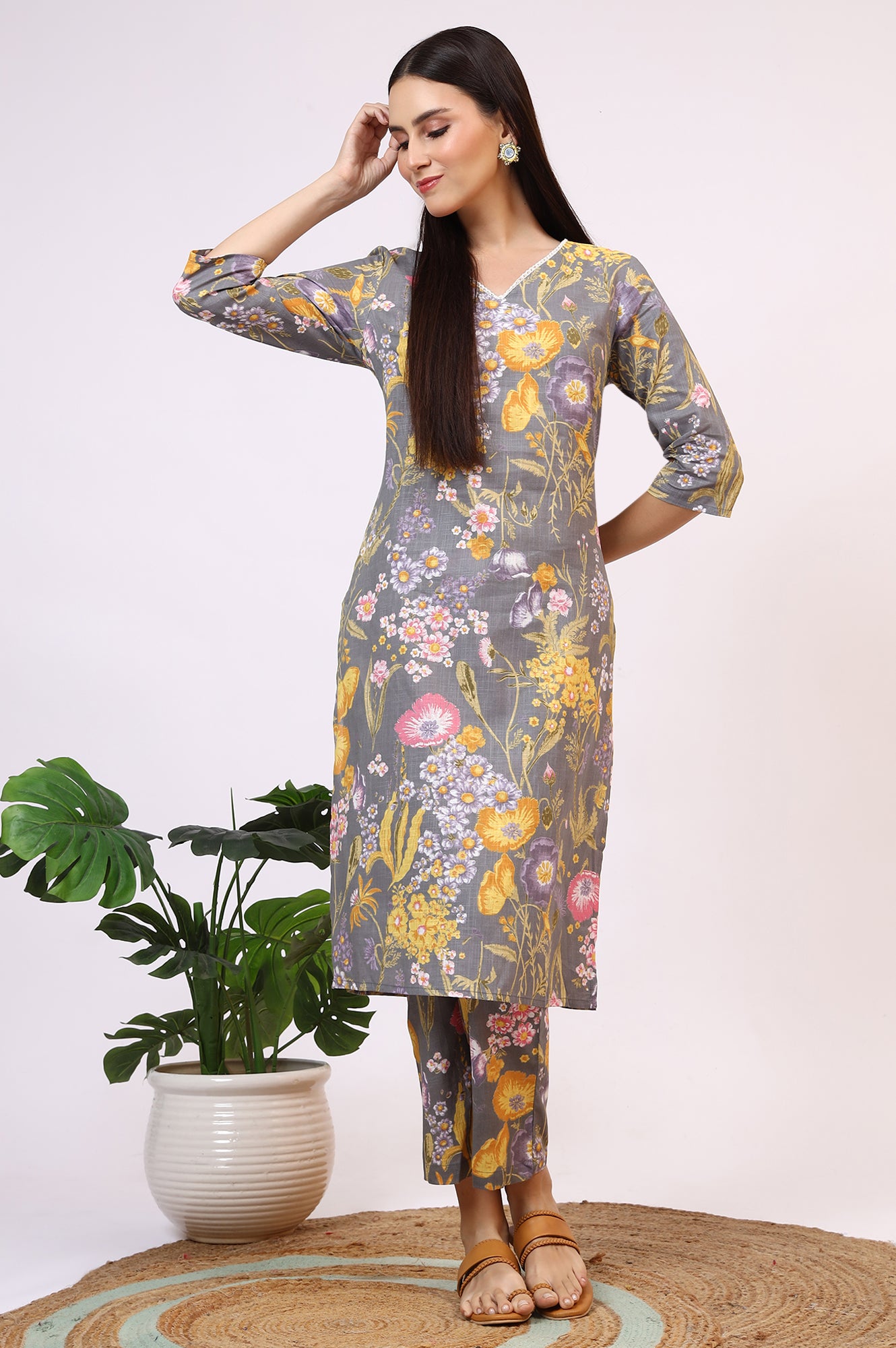 Grey Floral Printed Pure Cotton Straight Kurta and Pants Co-ord Set
