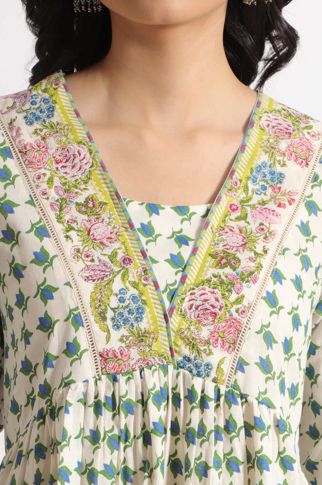 White Lotus Printed Pure Cotton Kurta and Pants Co-ord Set