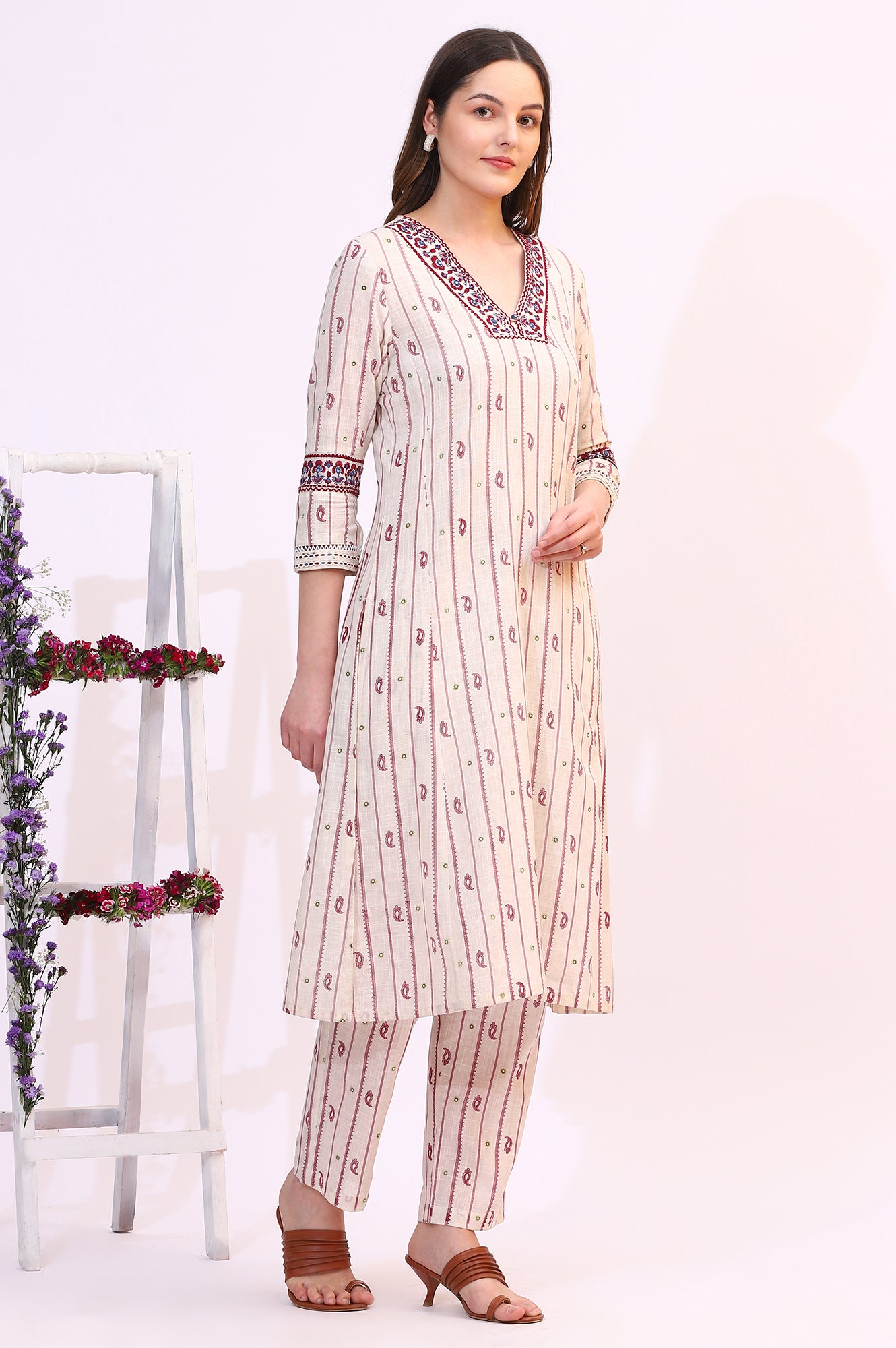 Off-White Paisley Printed Pure Cotton Straight Kurta, Pants and Dupatta Set