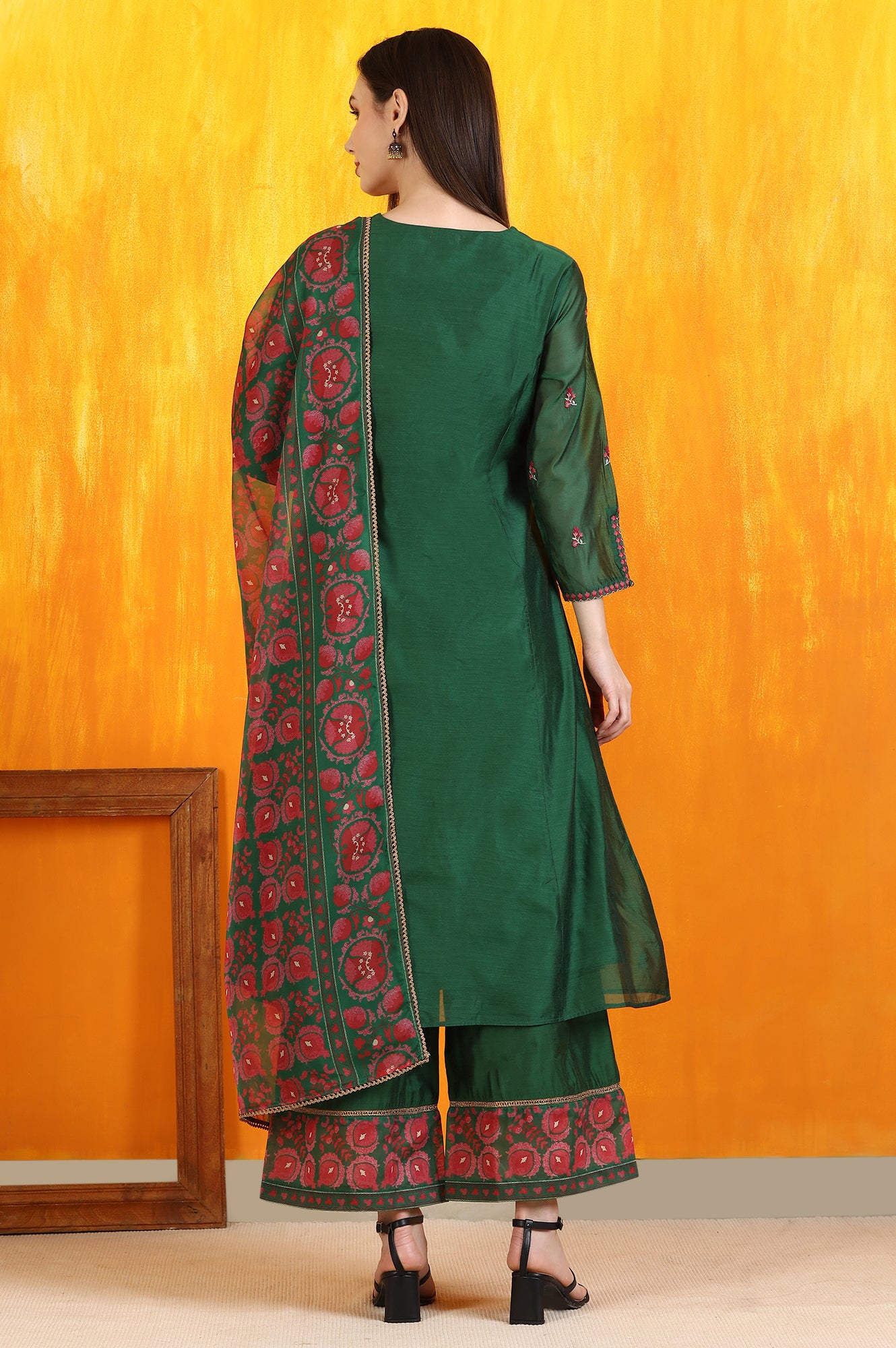Emerald Green Embroidered Panelled Kurta, Flared Pants and Dupatta Set