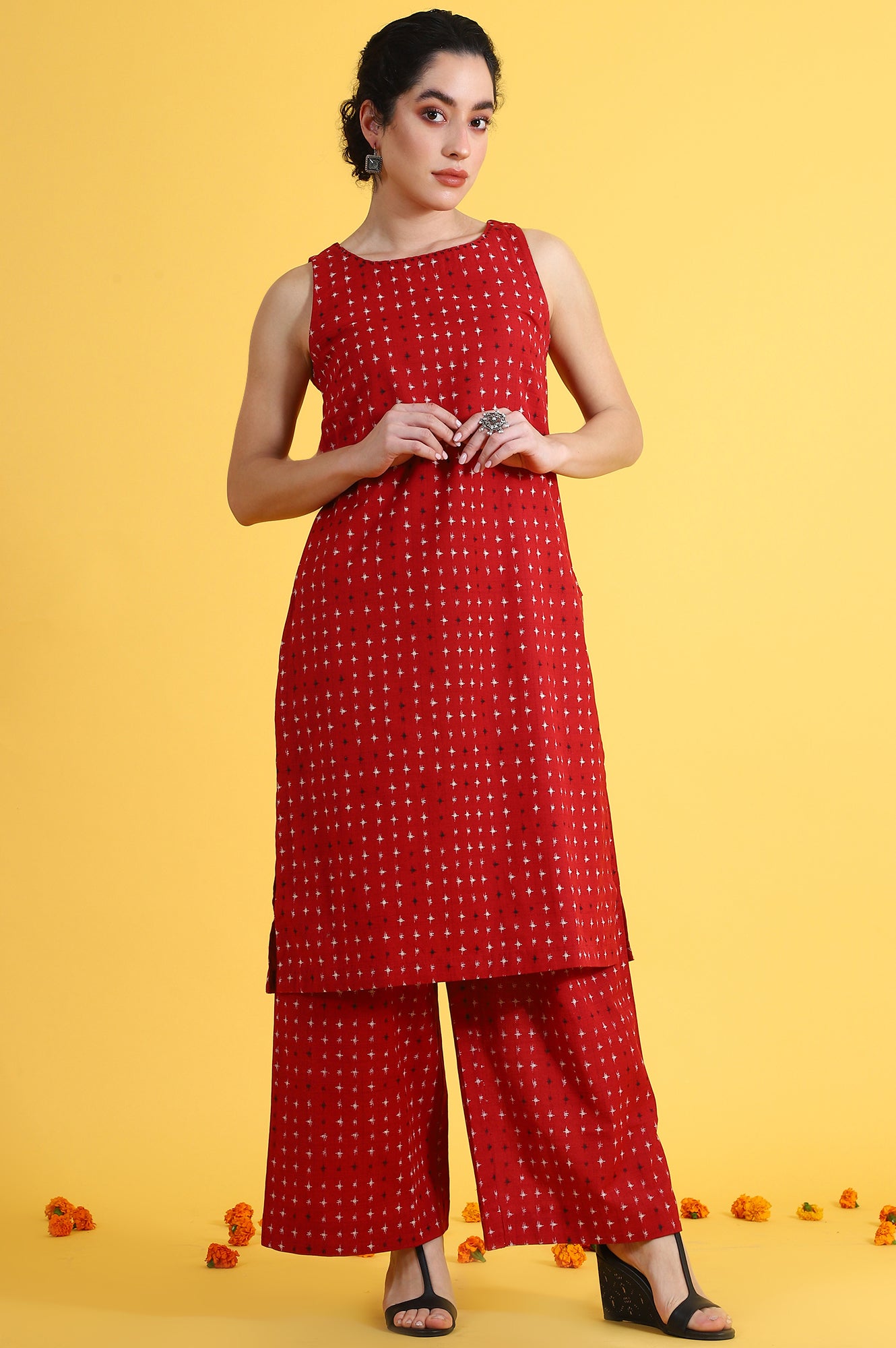 Red Abstract Printed Cotton Flax Sleeveless Straight Kurta and Pants Co-ord Set