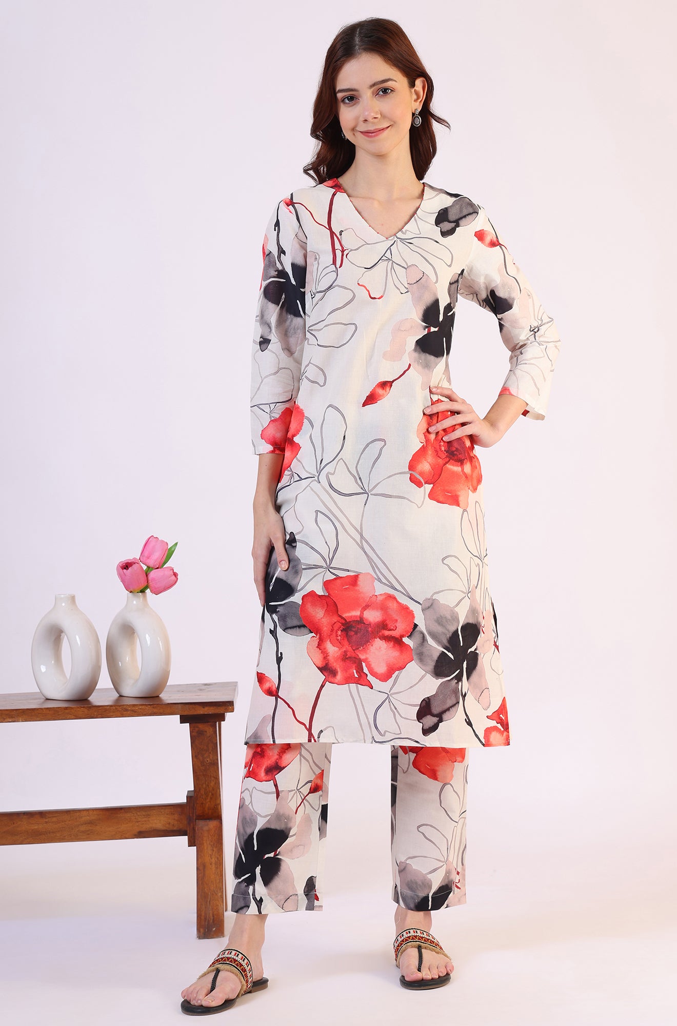 White Bold Floral Printed Pure Cotton Straight Kurta and Pants Co-ord Set