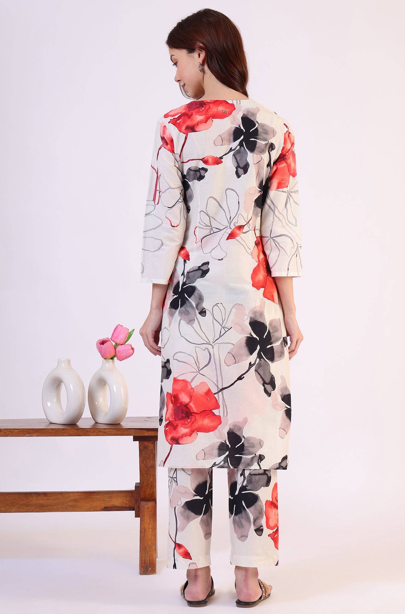 White Bold Floral Printed Pure Cotton Straight Kurta and Pants Co-ord Set