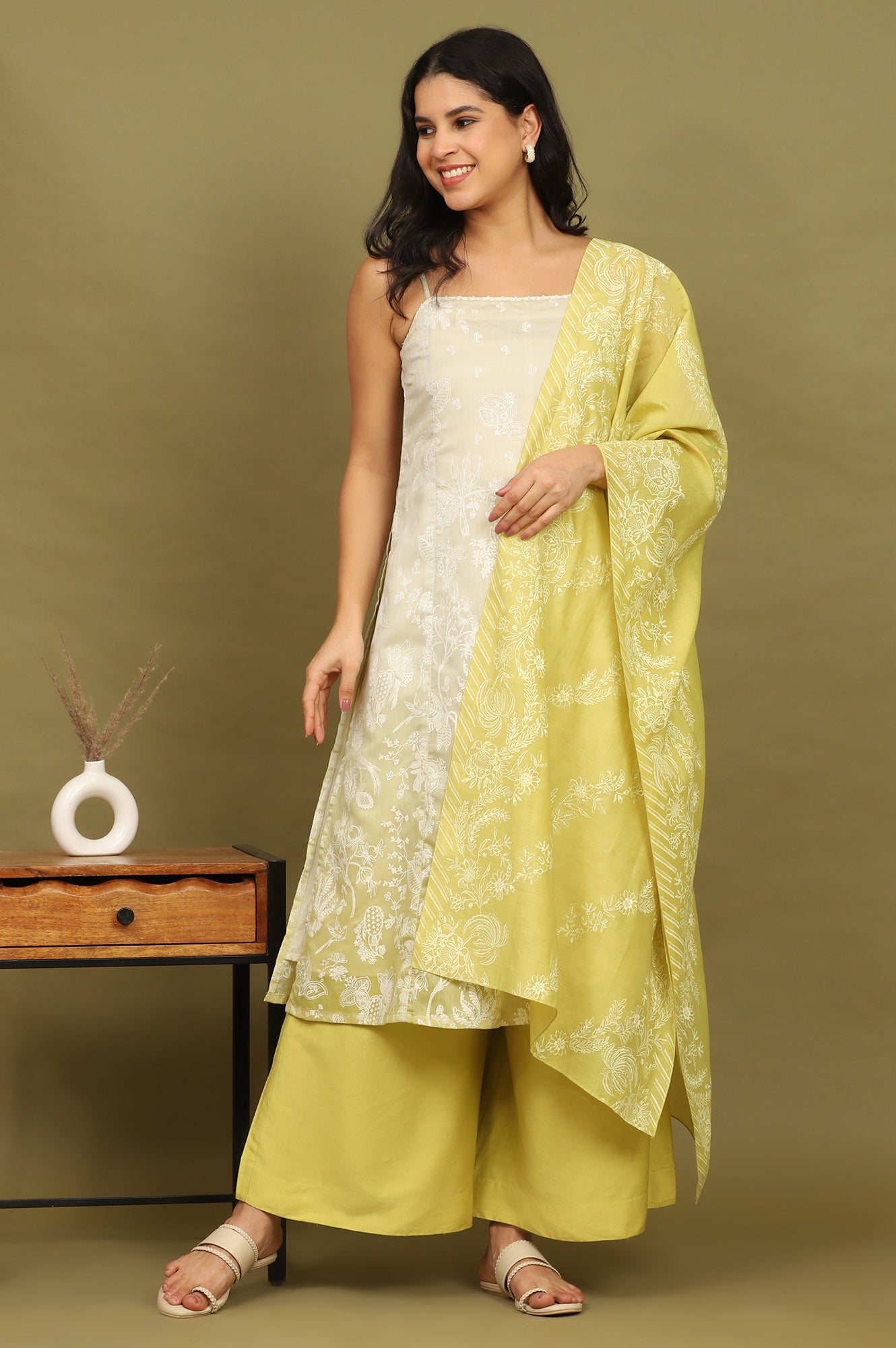 Green Floral Printed Chanderi Spaghetti Straight Kurta, Pants and Dupatta Set