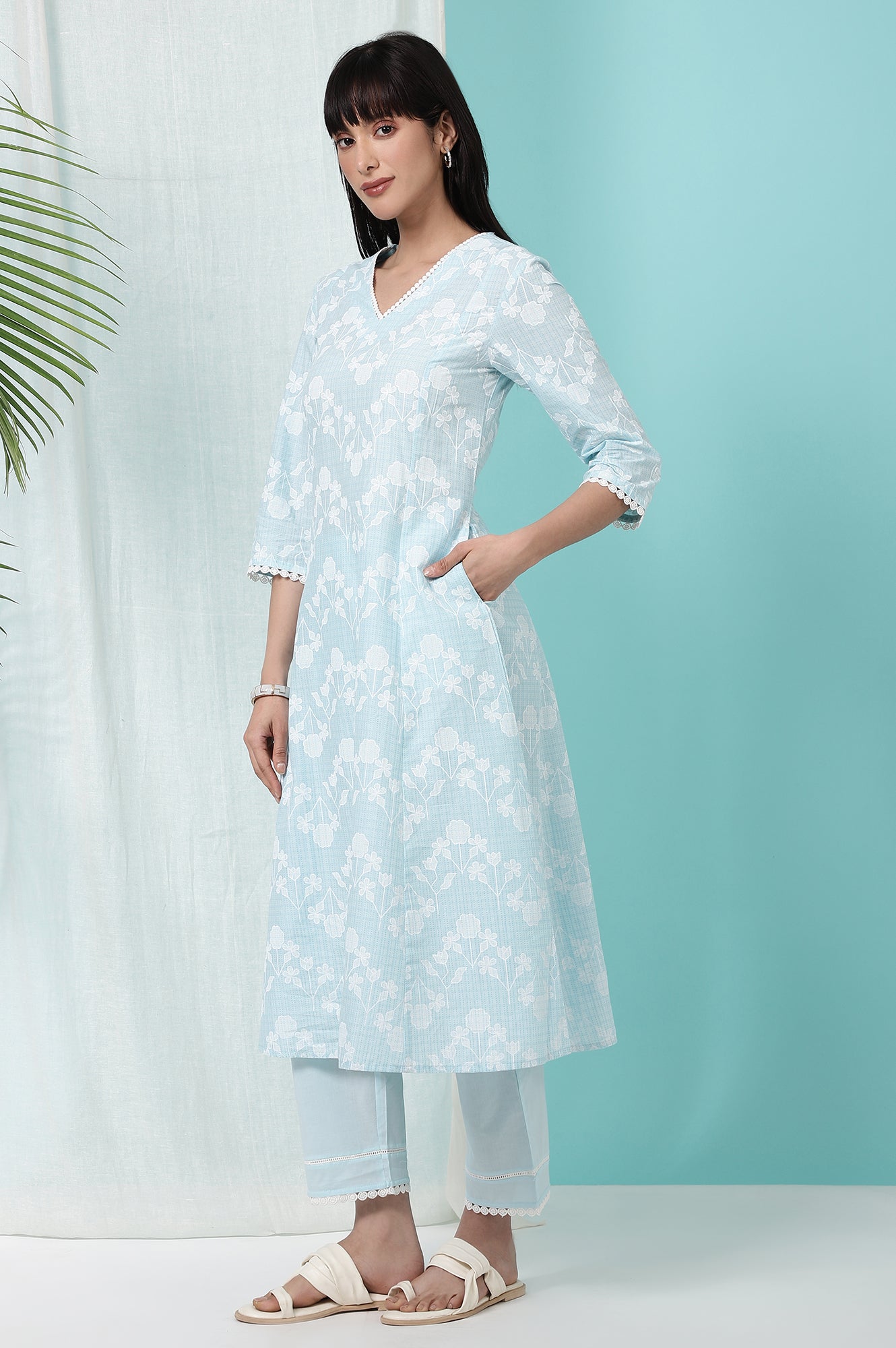 Sky Blue Floral Printed Pure Cotton Straight Kurta and Pants Co-ord Set