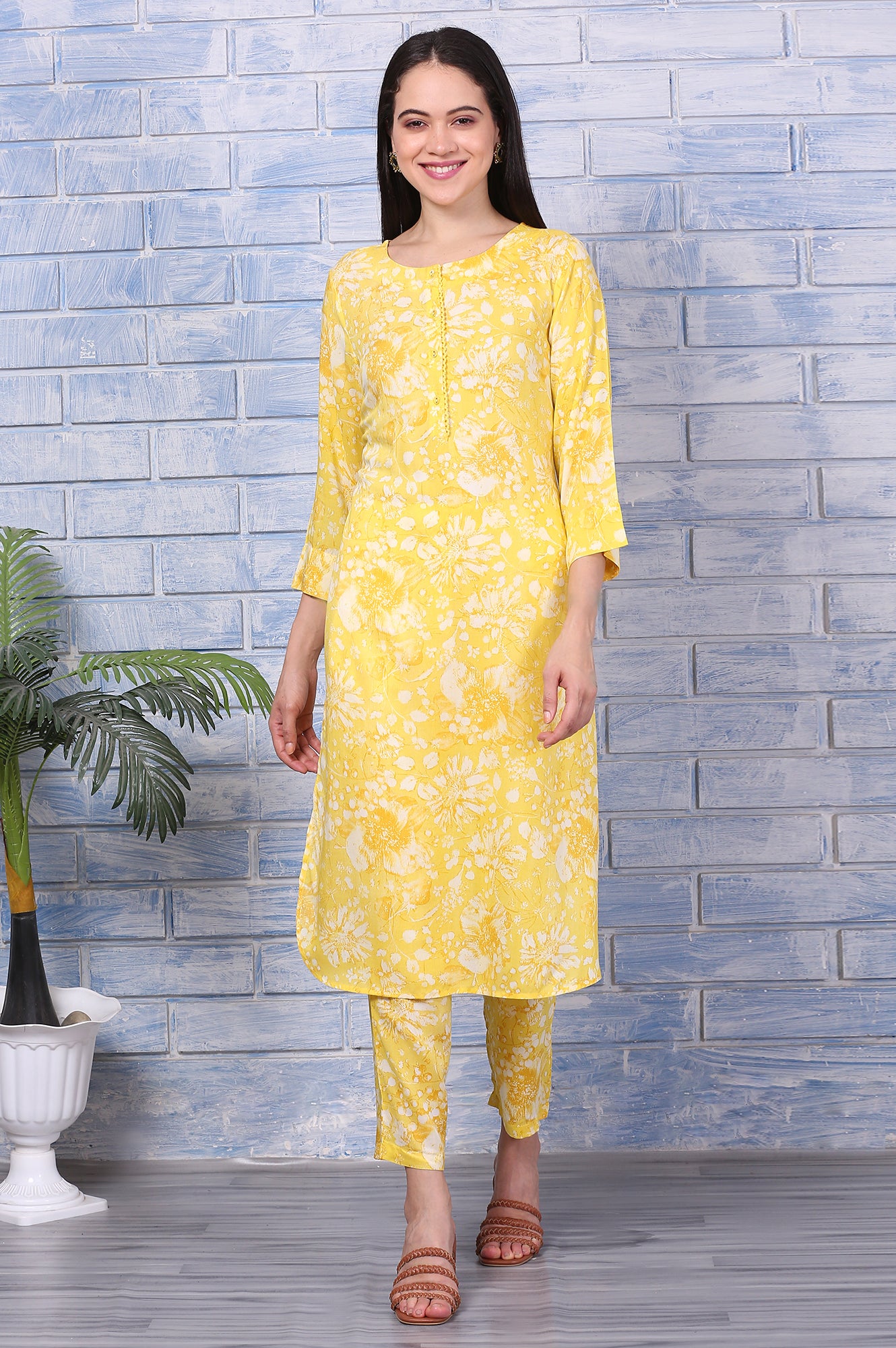Yellow Floral Printed Lace Straight Kurta and Pants Co-ord Set