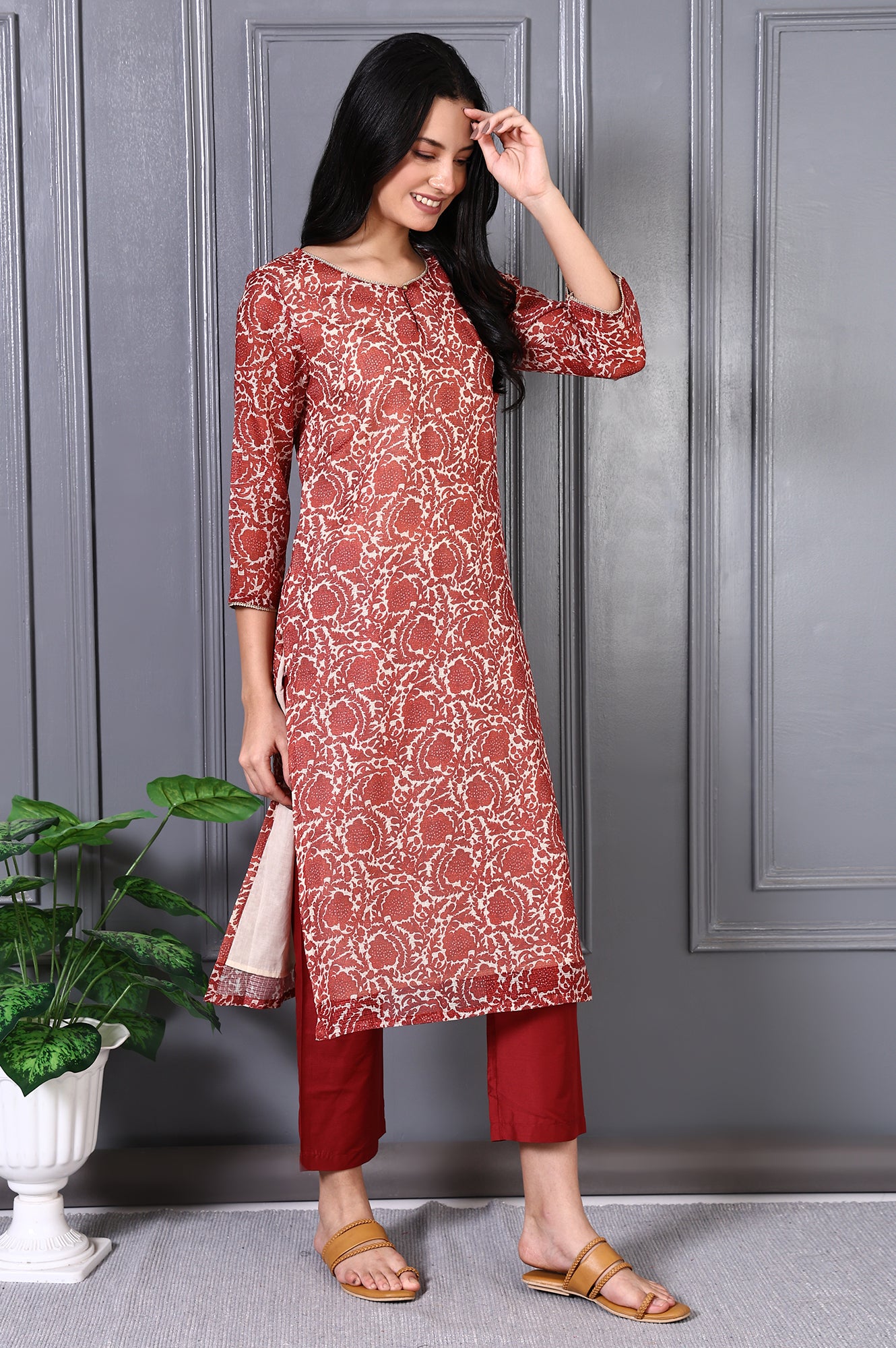 Red Floral Printed Kota Straight Kurta, Pants and Dupatta Set