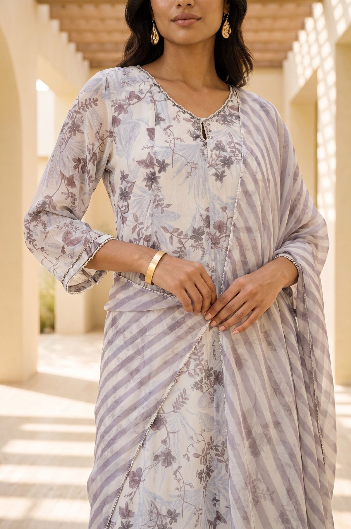 Off White Floral Printed Thread Embroidered Straight Kurta with Straight Pants and Dupatta Set