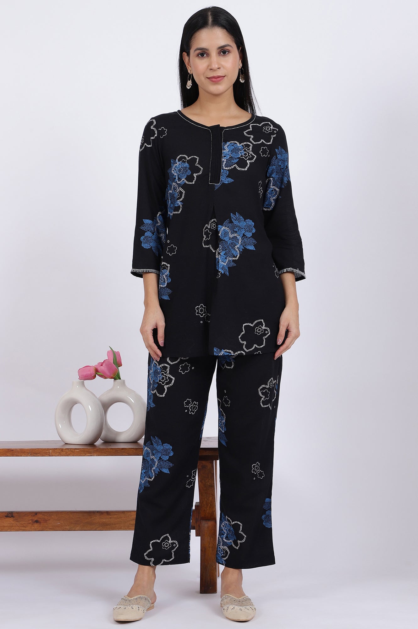 Blue Bold Floral Printed Rayon Flax Tunic and Straight Pants Co-ord Set