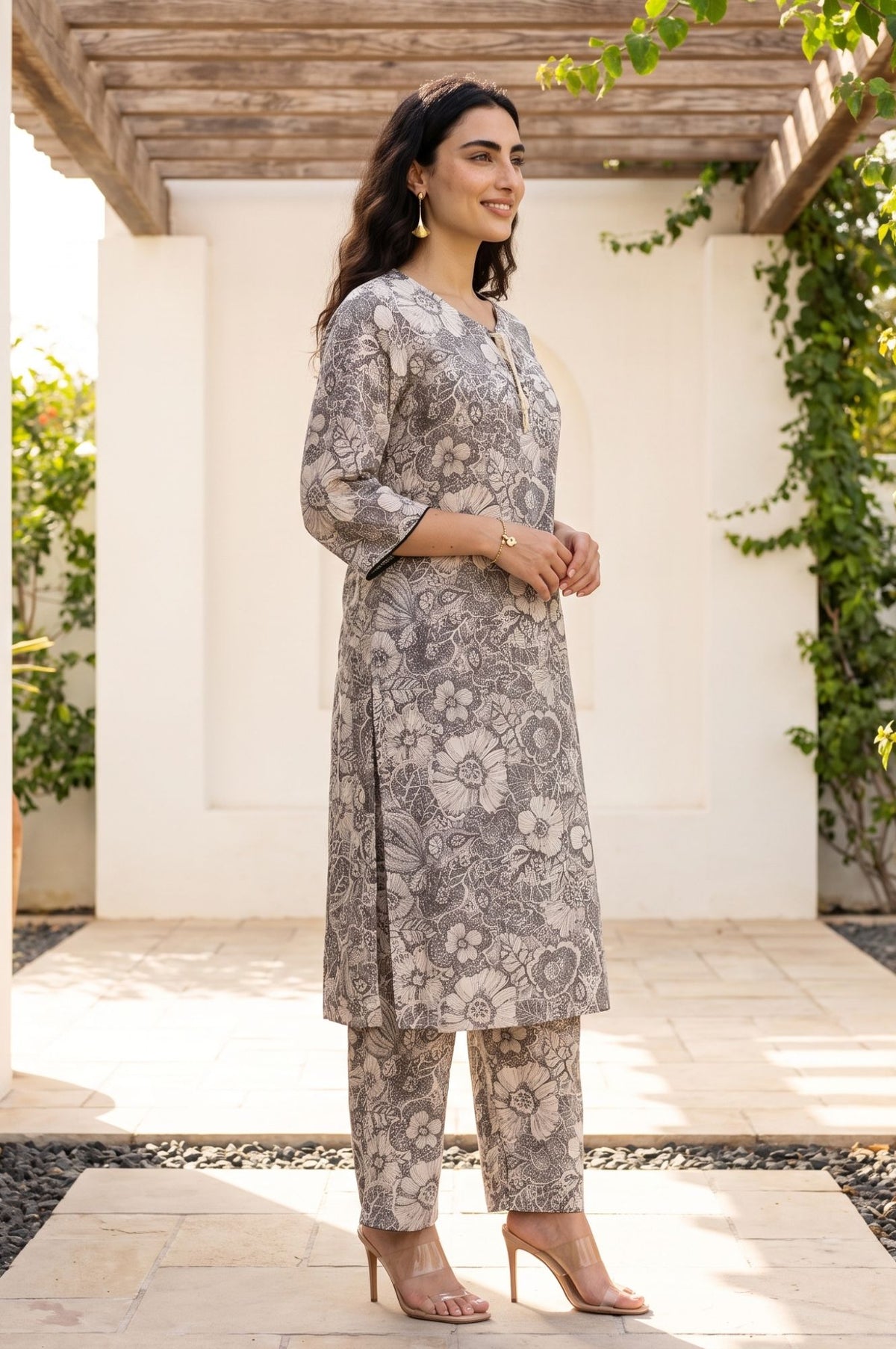 Grey Floral Printed Straight Kurta
