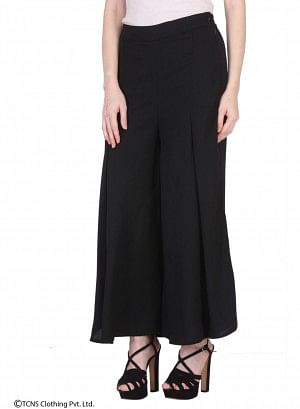 Black Parallel Pants