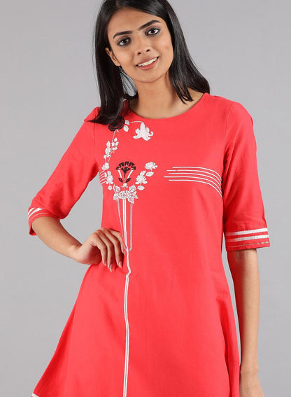 Red Round Neck Floral Print kurta - wforwoman