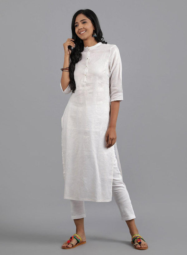 White Mandarin Neck Solid kurta