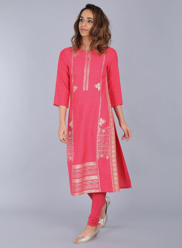 Pink Round Neck Embellished kurta