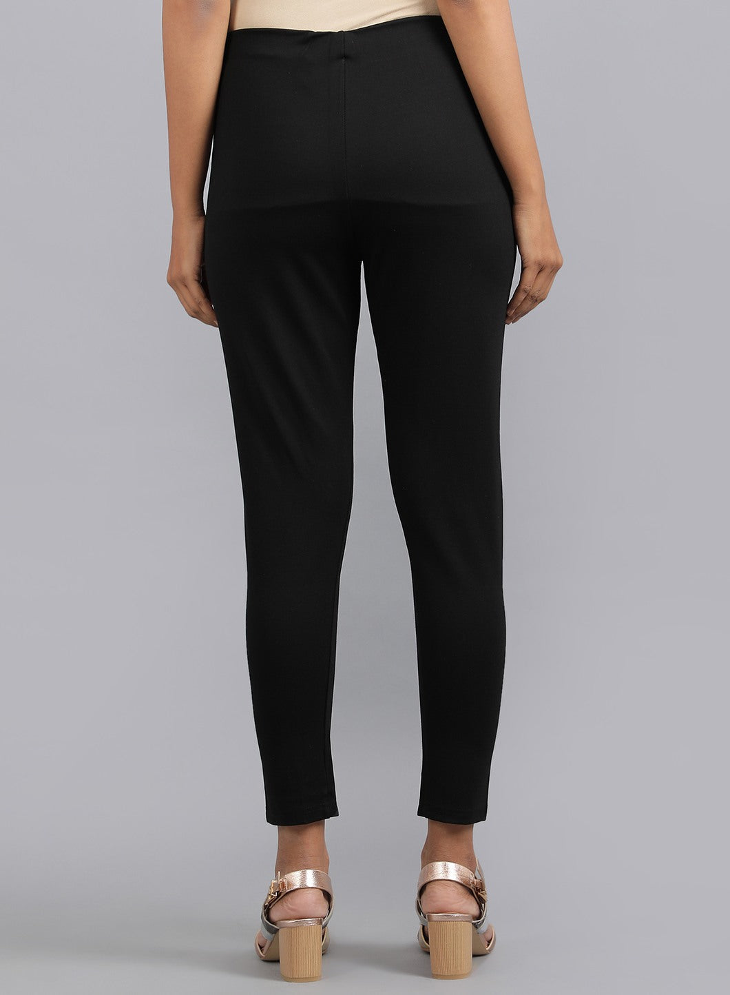 Black Solid Leggings