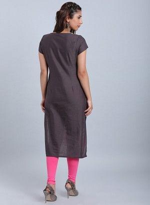 Black &amp; Green Printed Stylized Round Neck kurta - wforwoman