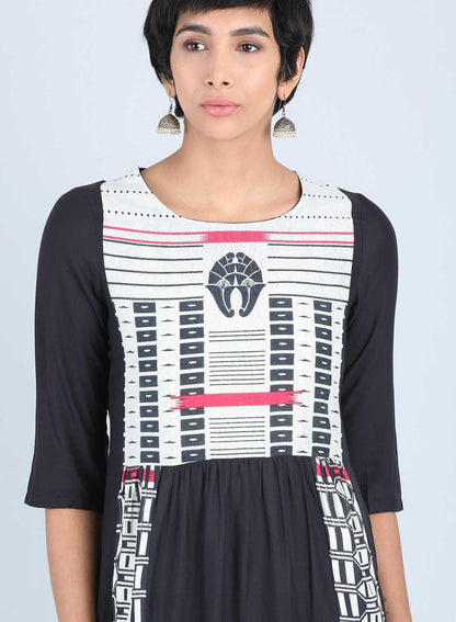 Black Round Neck Gathered kurta - wforwoman