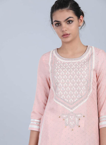 Peach Round Neck Embellished kurta - wforwoman