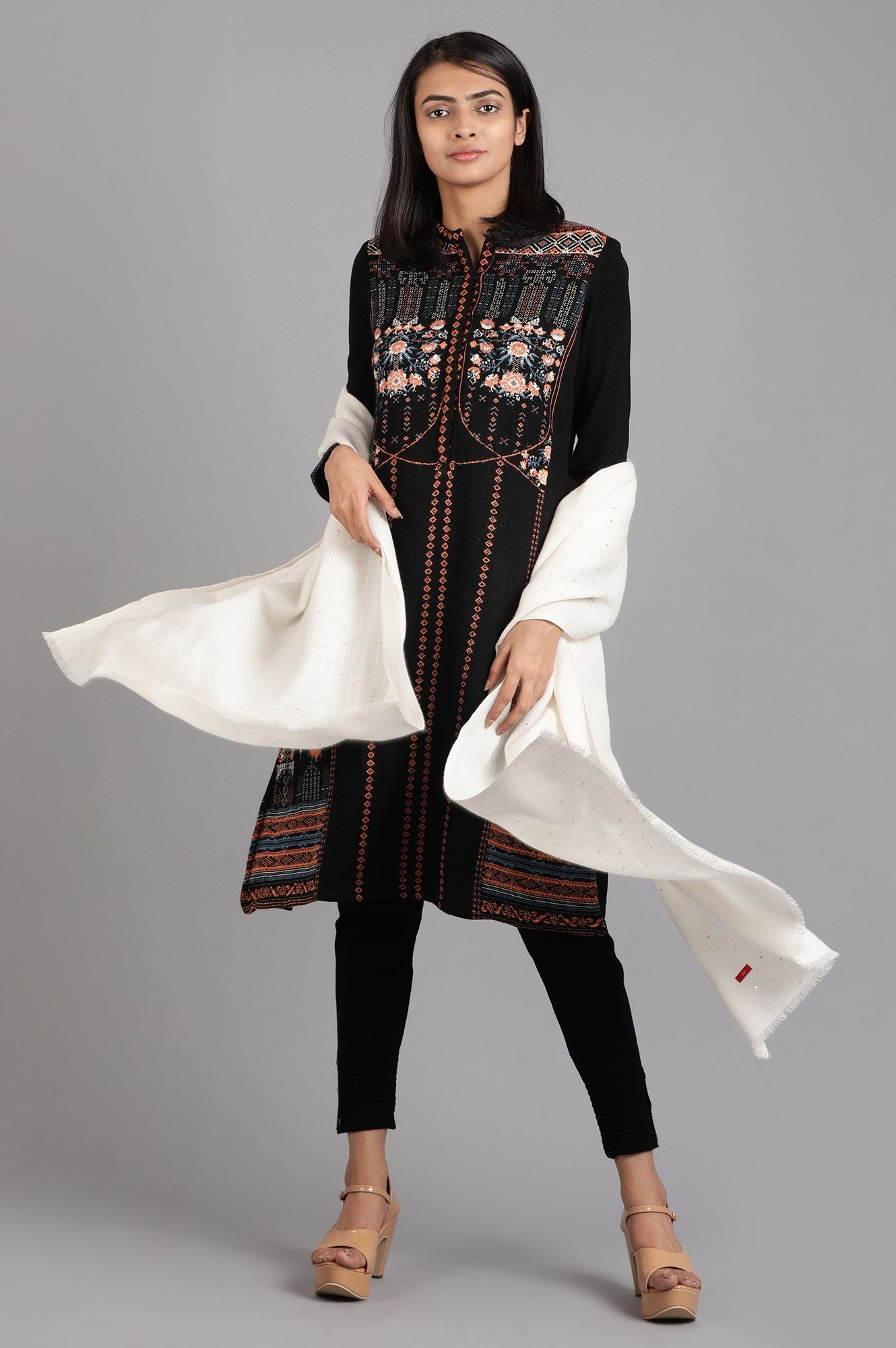 Black Mandarin Neck Yarn-dyed Winter kurta