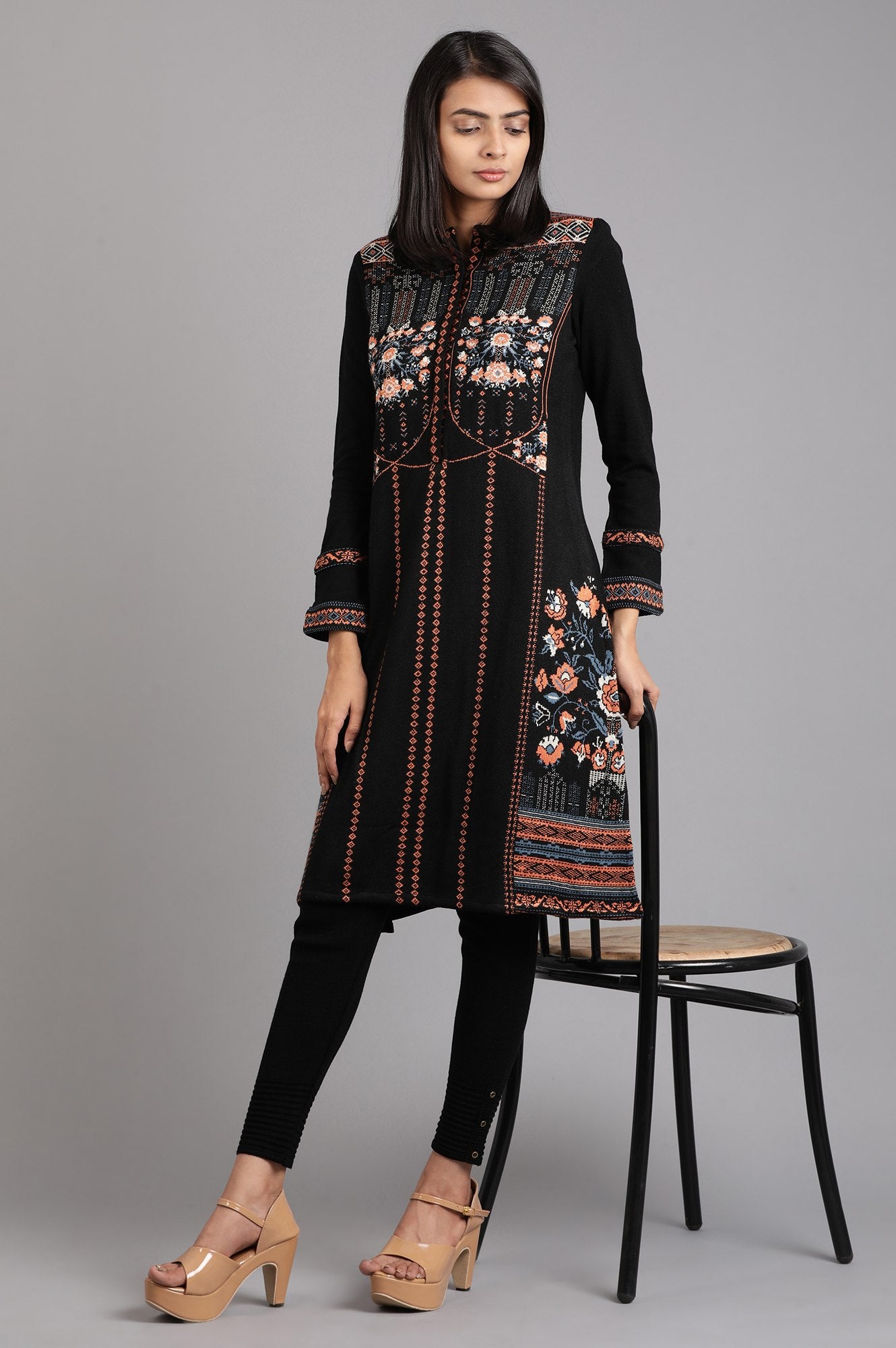 Black Mandarin Neck Yarn-dyed Winter kurta