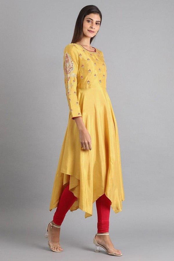 Yellow Round Neck Asymmetrical Hem kurta
