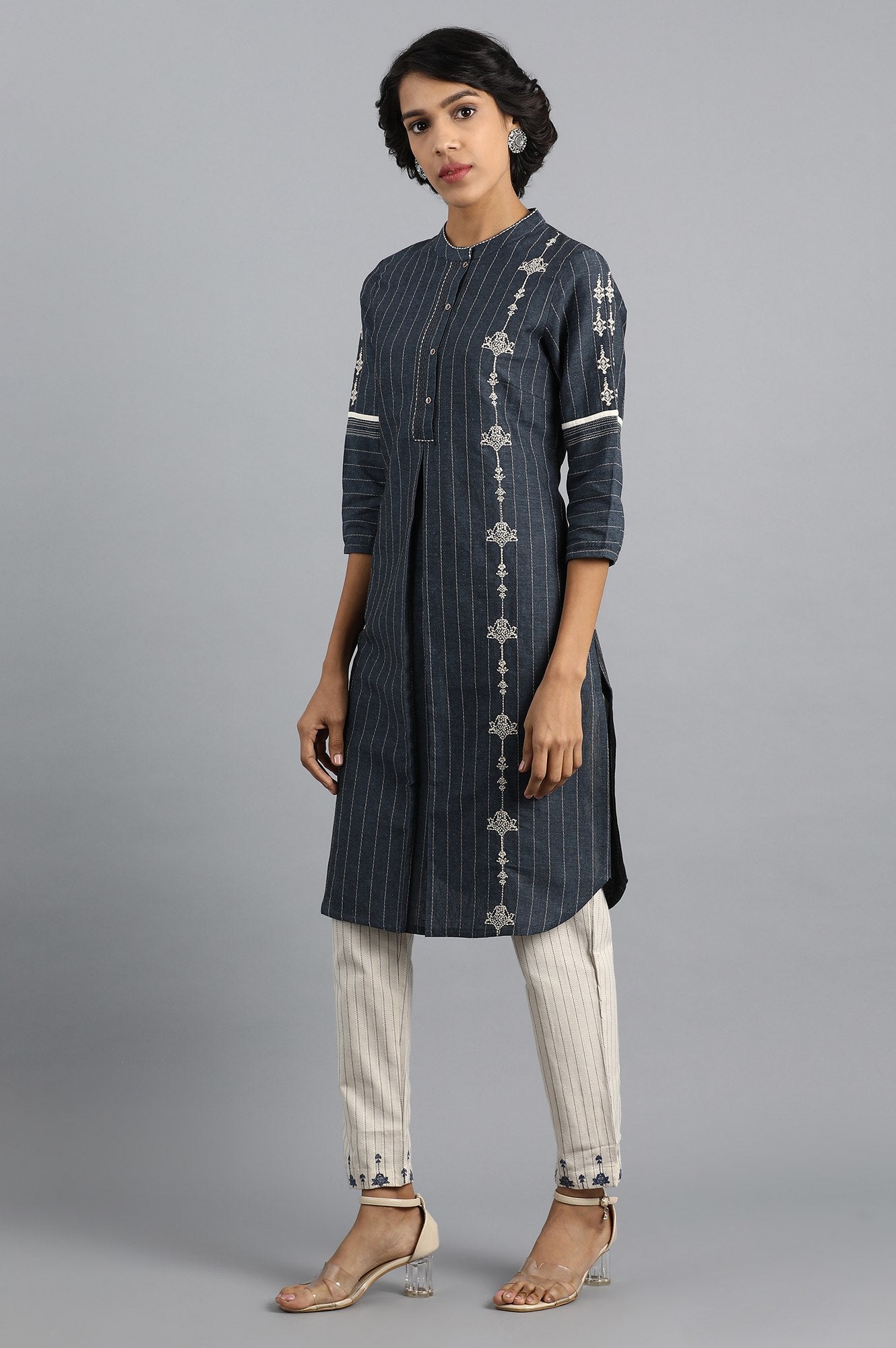 Blue Mandarin Neck Printed kurta