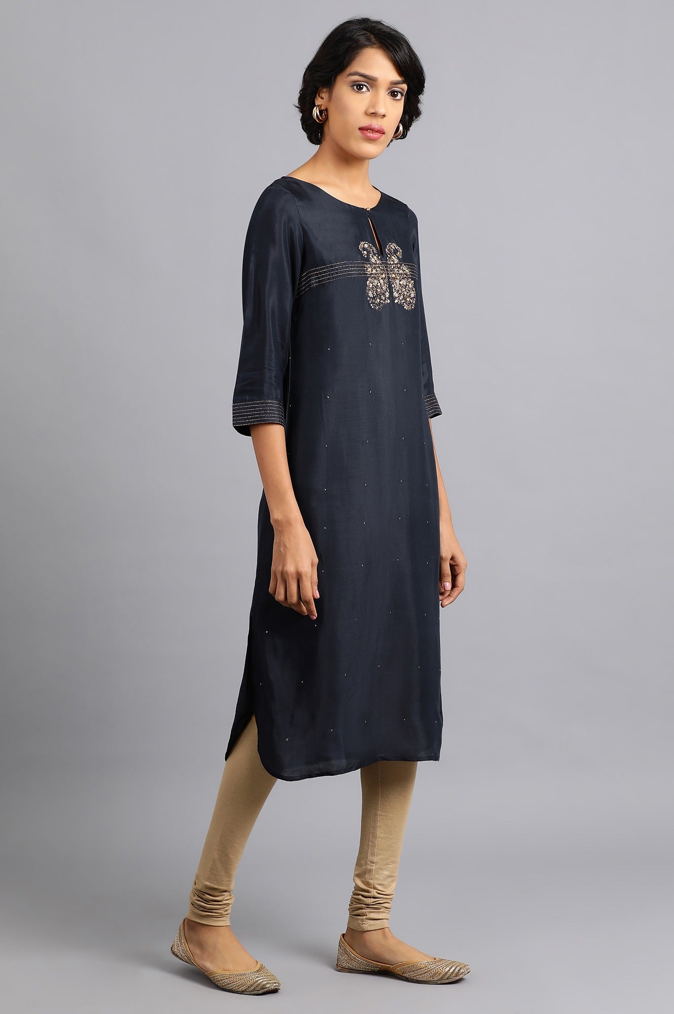 Blue Round Neck Paisley kurta