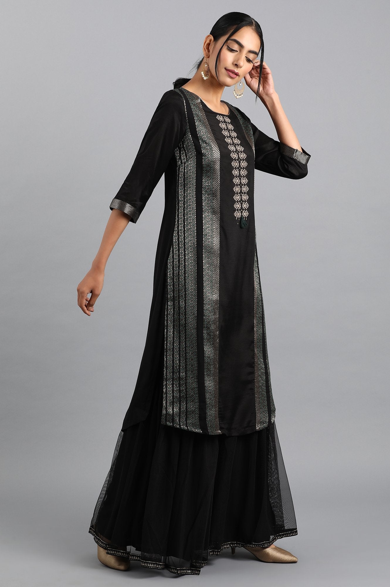 Black Layered Sharara