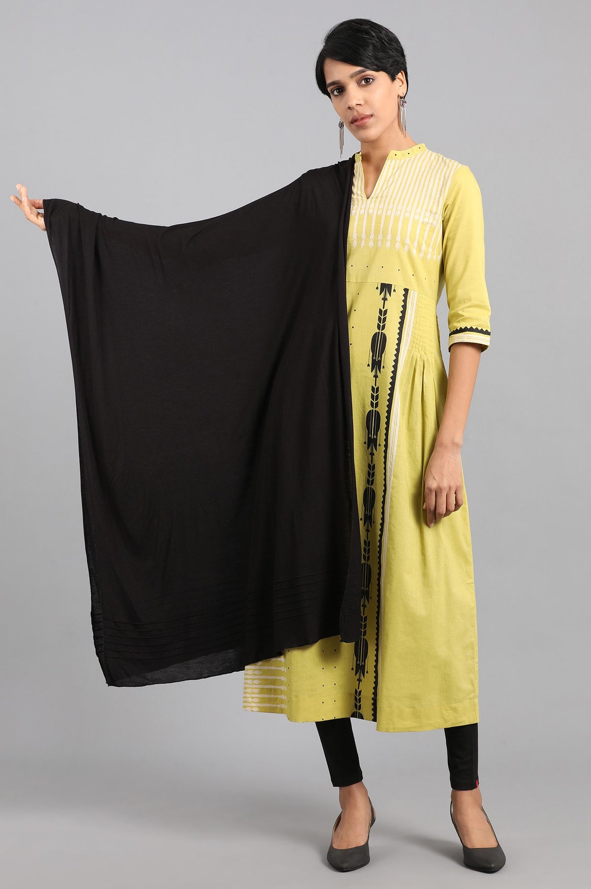 Black Solid Jersey Dupatta - WFS