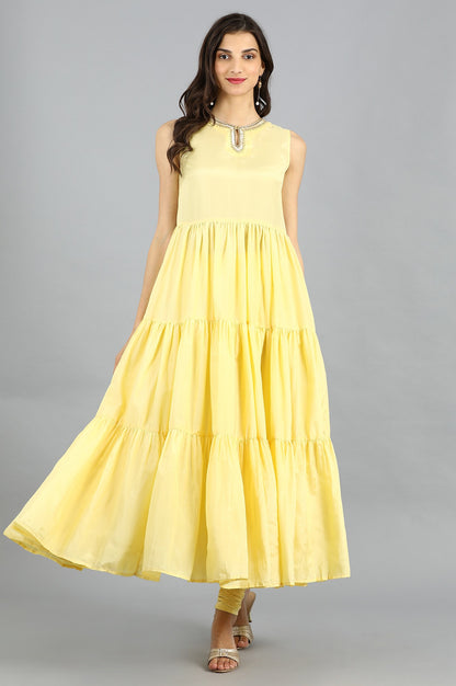 Yellow Mandarin Neck Embellished kurta Set