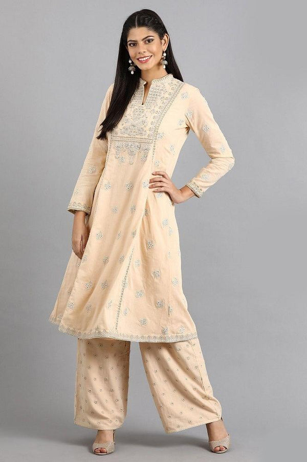 Peach Mandarin Neck Embellished kurta Set