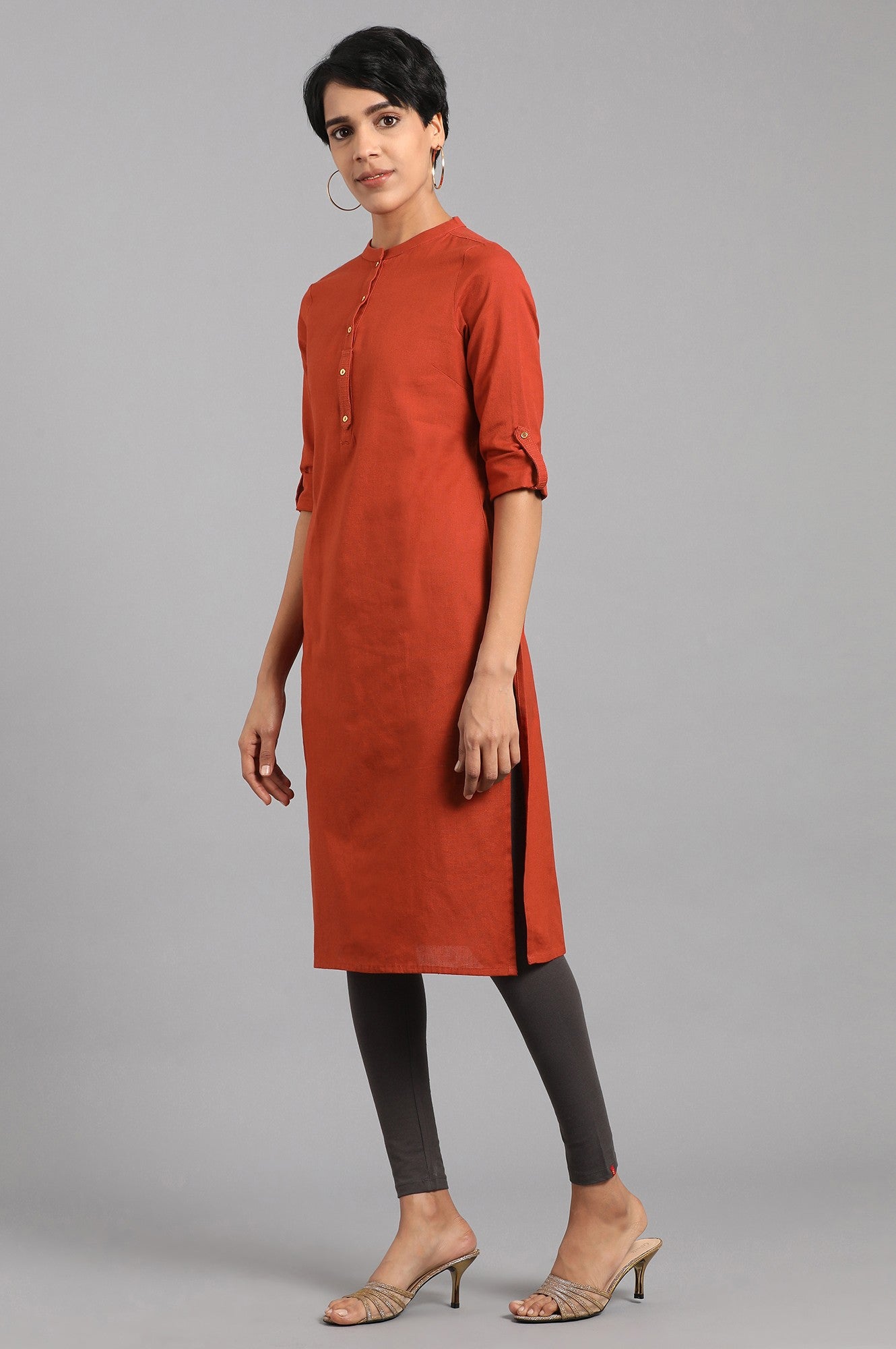 Red Mandarin Neck Solid kurta