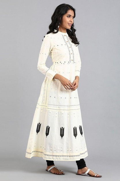 White Mandarin Neck Printed kurta - wforwoman