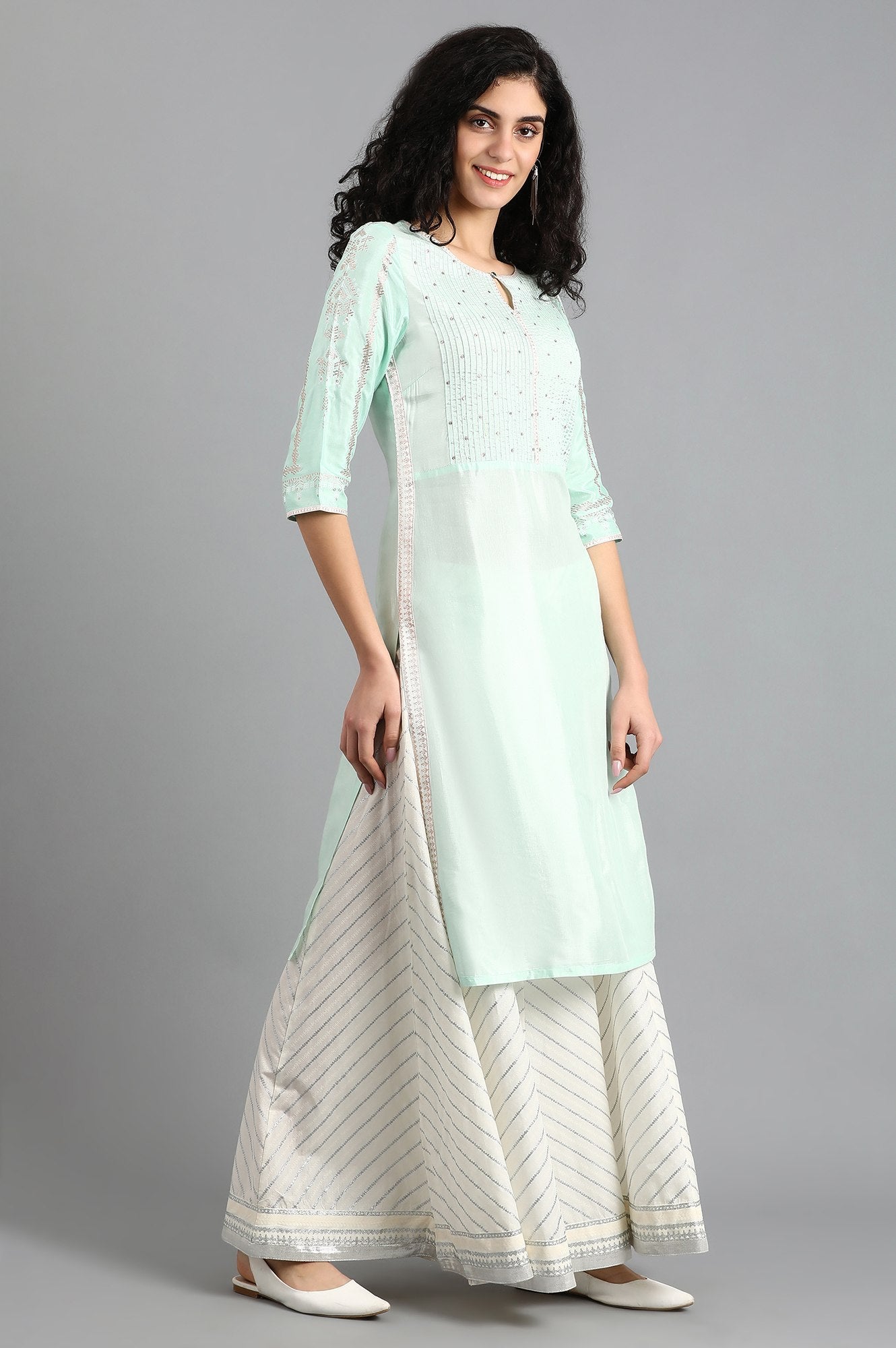 Blue Round Neck Solid kurta