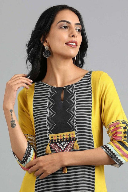 Yellow Round Neck Printed kurta - wforwoman