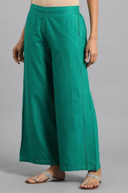 Green Solid Parallel Pants - wforwoman