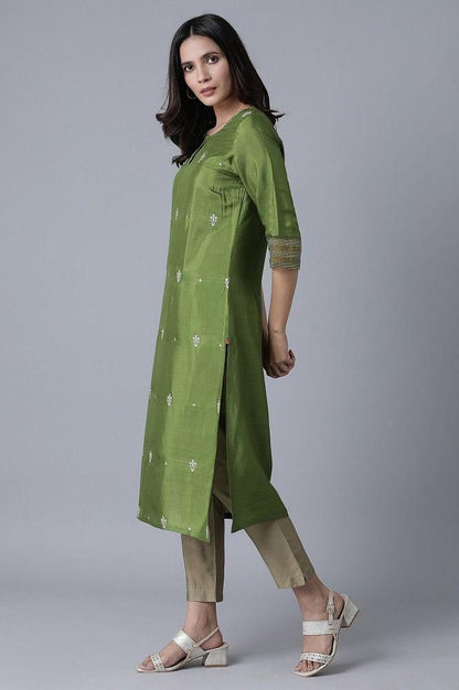 Green Embroidered kurta - wforwoman