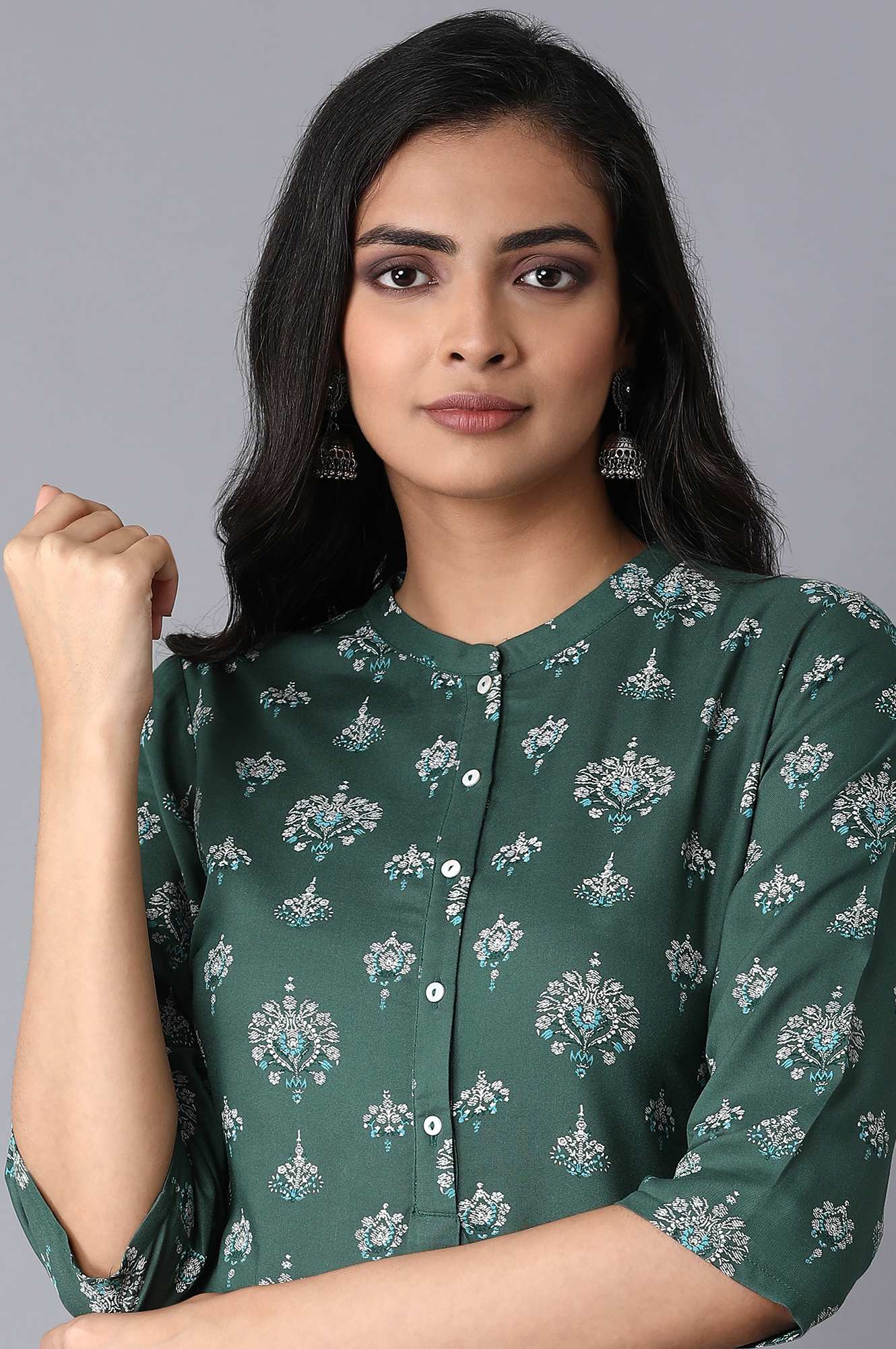 Green Floral Straight Rayon Kurta