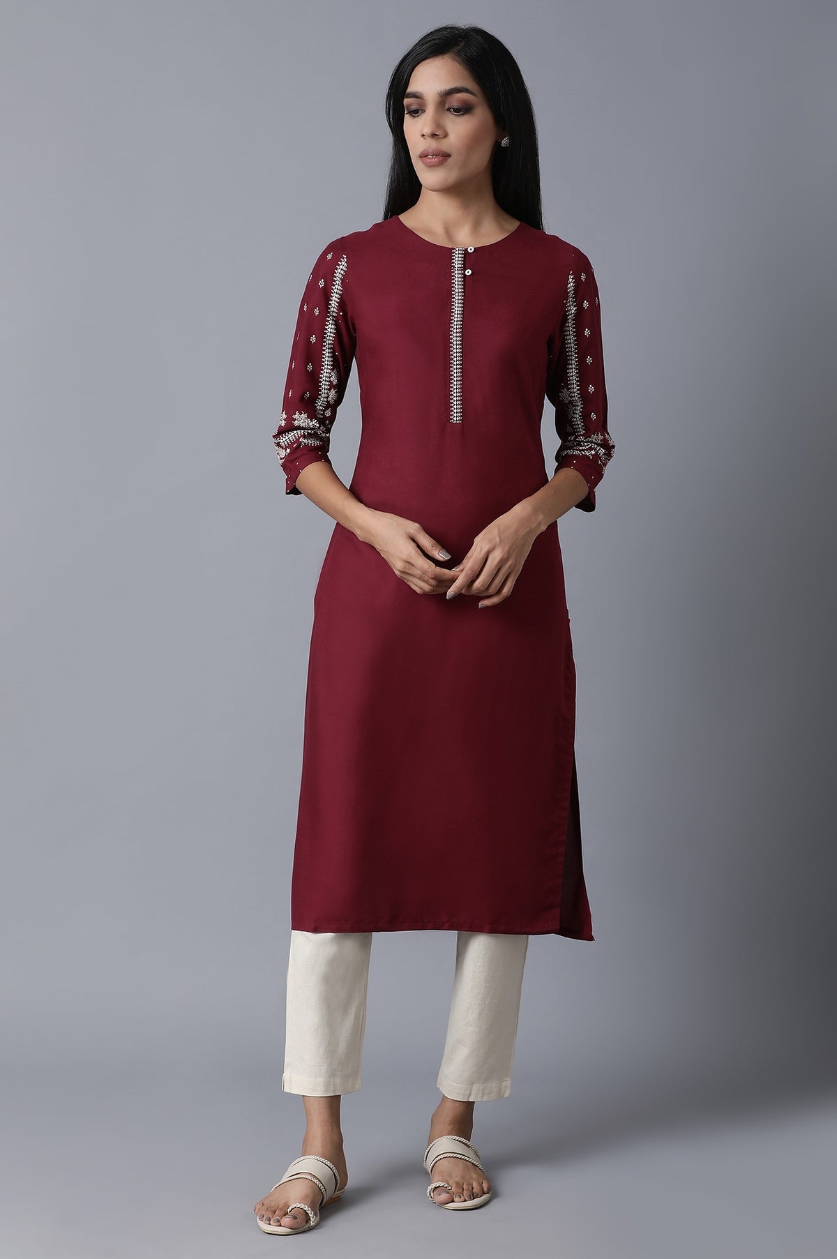 Maroon Kurta With Printed Sleeves - XS