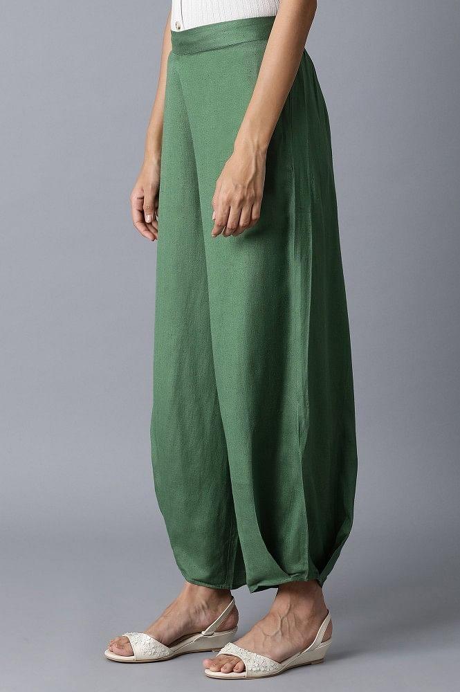 ELM Green Solid Pleated Carrot Pants - wforwoman