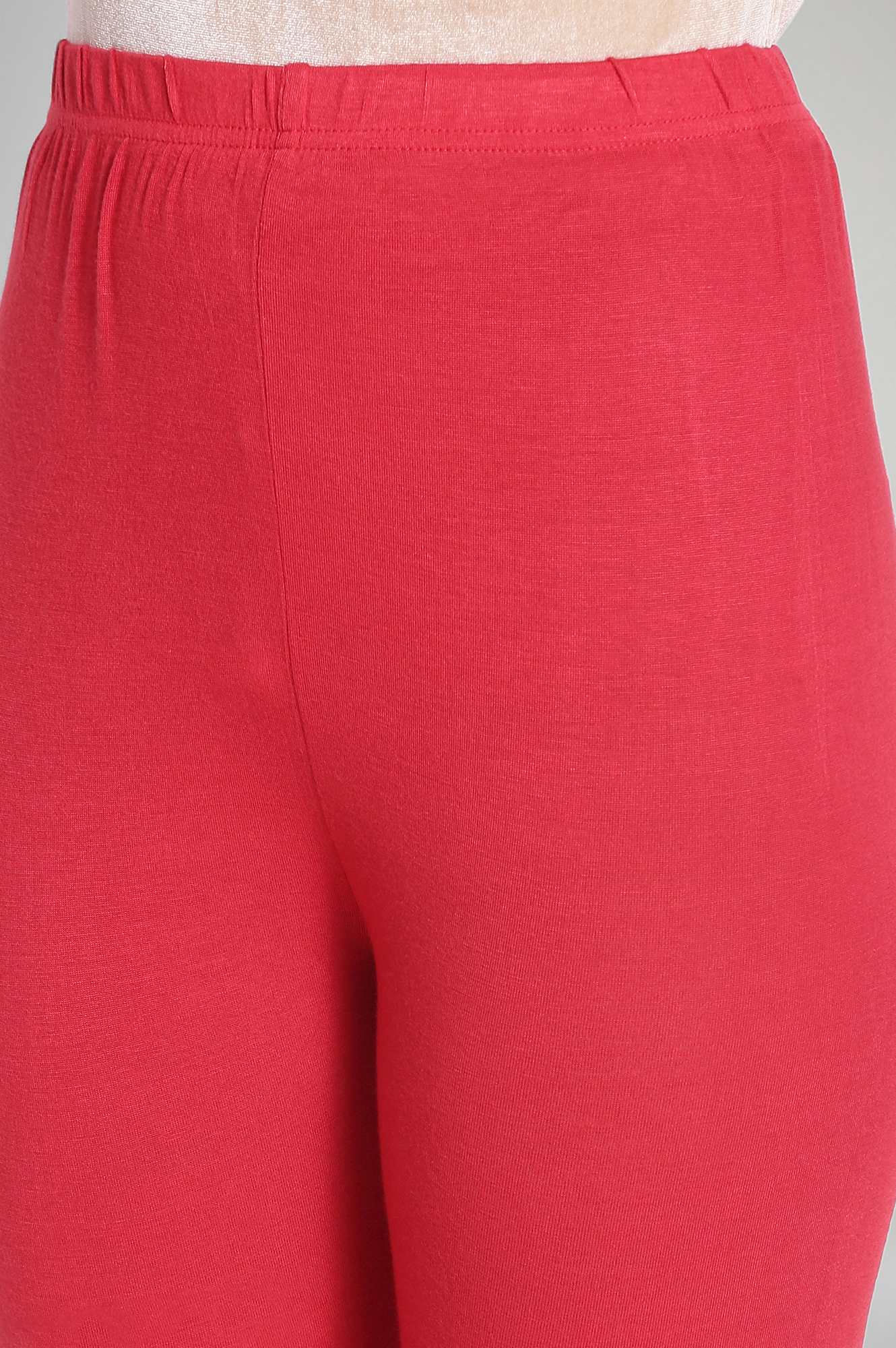 Red Solid Skinny Fit Tights With Elasticated Waistband