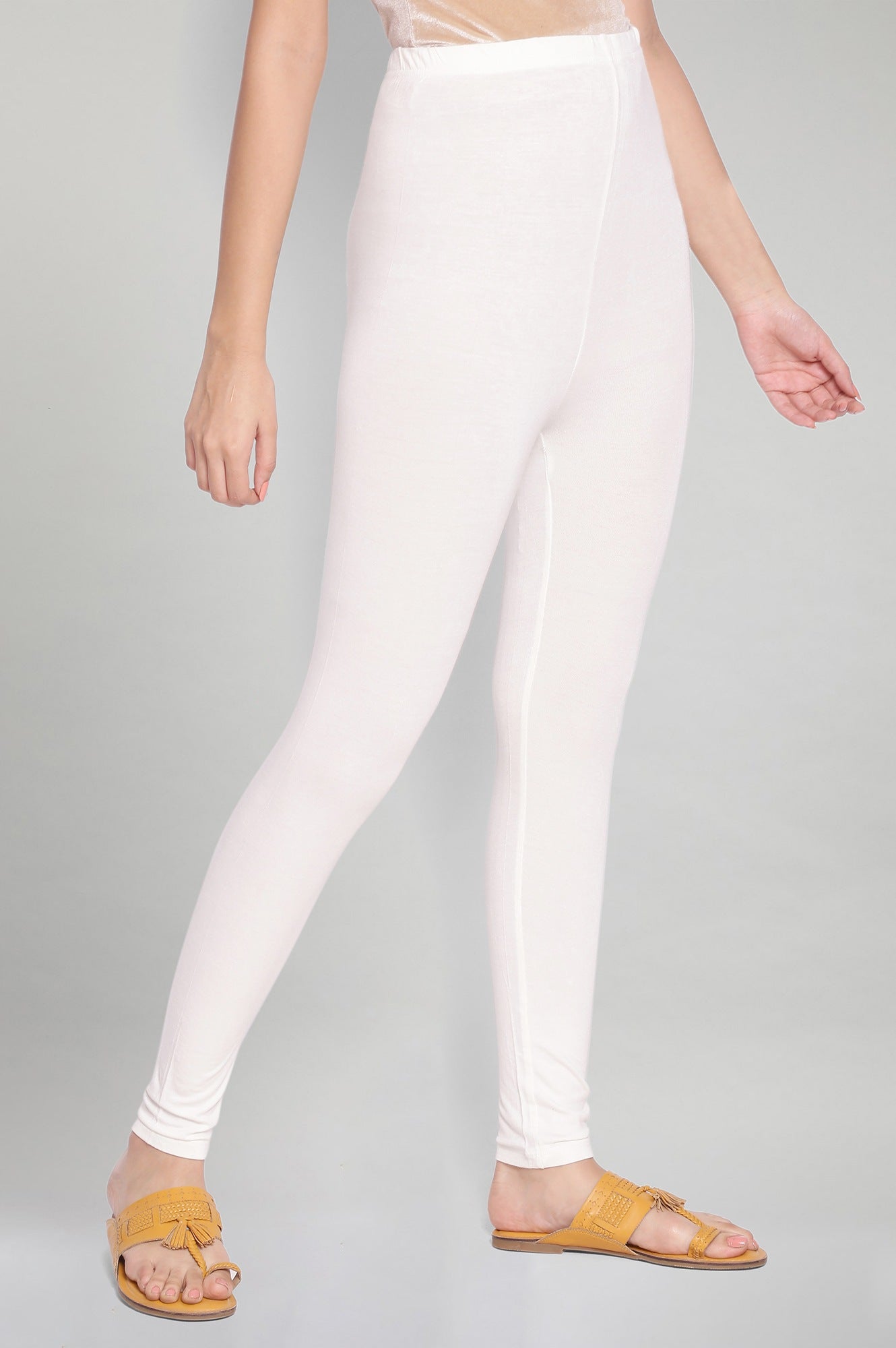 White Solid Skinny Fit Tights With Elasticated Waist