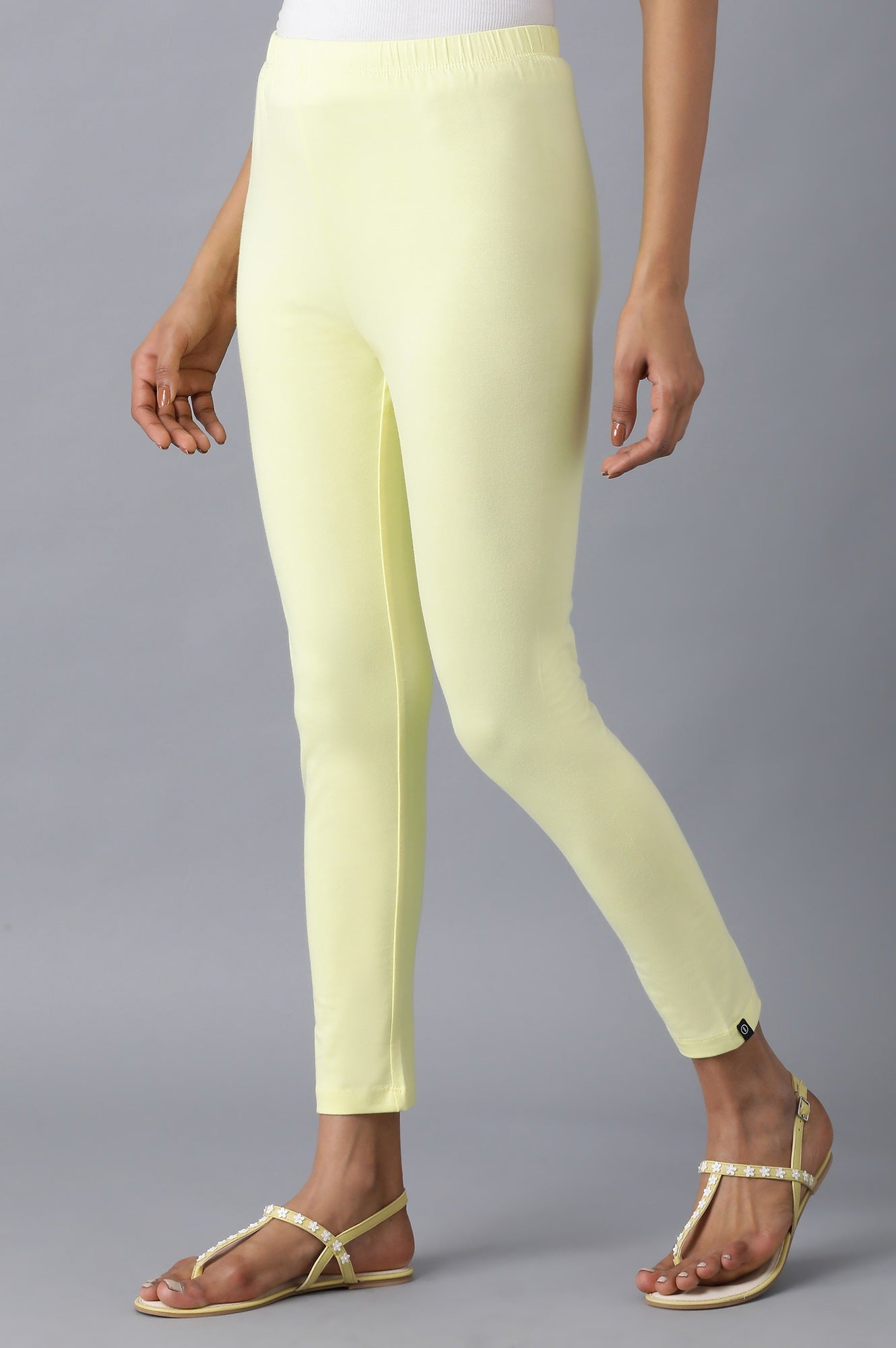 Yellow Solid Skinny Fit Cotton Tights With Elasticated Waistband