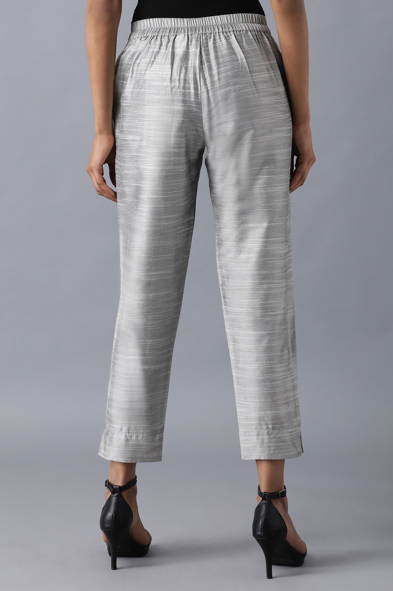 Grey Solid Straight Fit Woven Trousers With Side Pockets