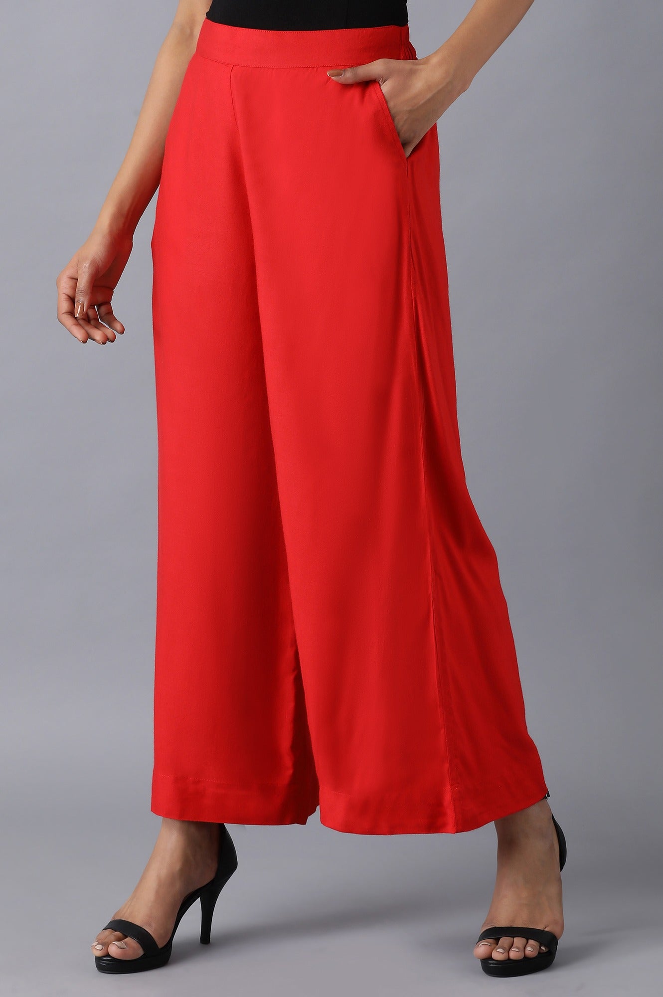 Red Solid Straight Fit Cotton Palazzo With Slip On Closure